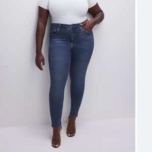 Good American Good Legs Crop Skinny Jeans